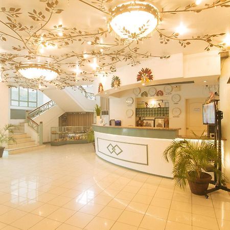 Royal Am Rei Hotel By Reddoorz Bacolod Dış mekan fotoğraf